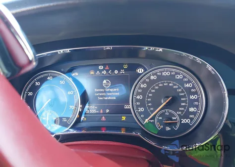 2017 Bentley Bentayga W12/W12 First Edition из США, поврежденный, VIN SJAAC2ZV2HC015262